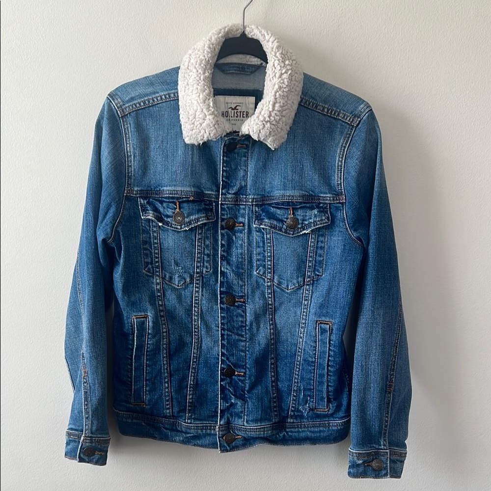 Hollister Denim Trucker Jacket Women XS Sherpa Collar Blue Wash‎ Light Distress